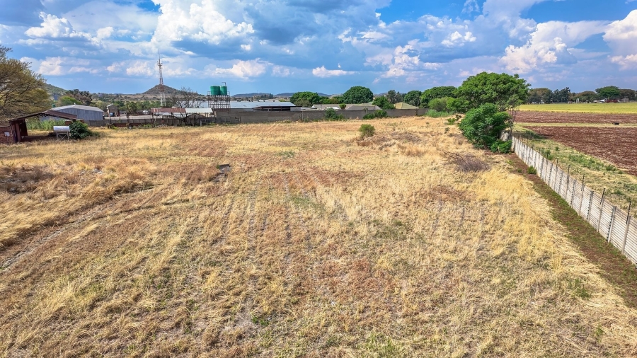 5 Bedroom Property for Sale in Rustenburg Rural North West